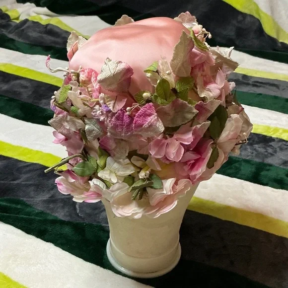 Vintage 1950’s Christian Dior Pink Floral Hat - Picture 12 of 14